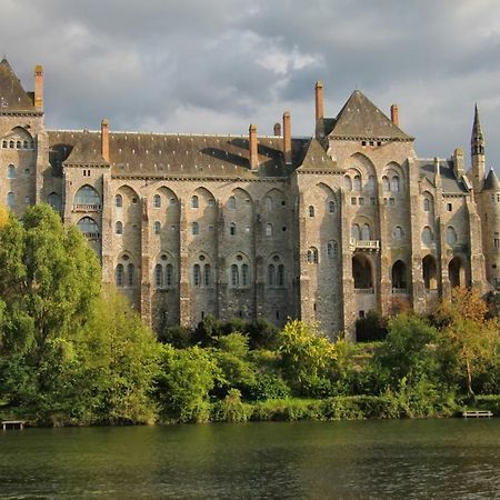 Logis De La Helberdiere Cossé-en-Champagne Exterior foto